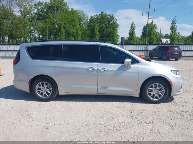 Chrysler Pacifica Touring L