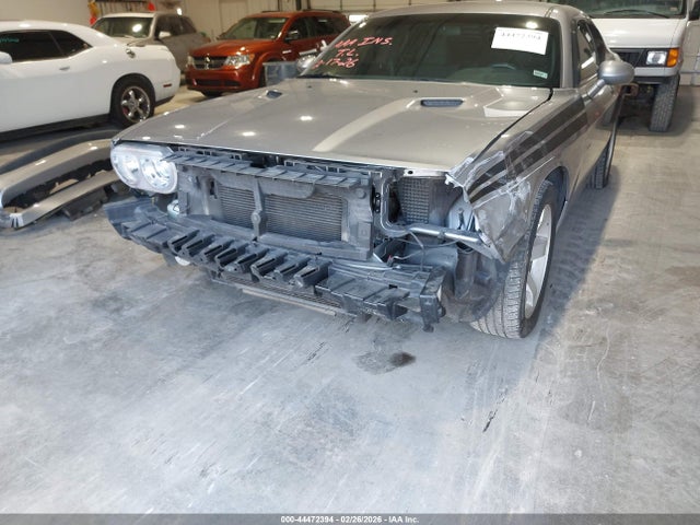 Dodge Challenger Sxt
