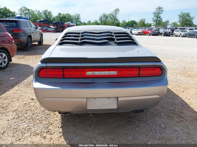 Dodge Challenger Sxt