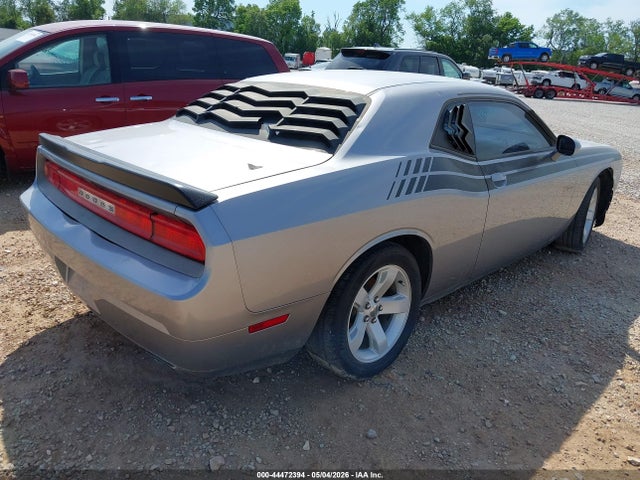 Dodge Challenger Sxt