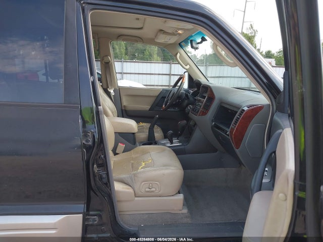 Mitsubishi Montero