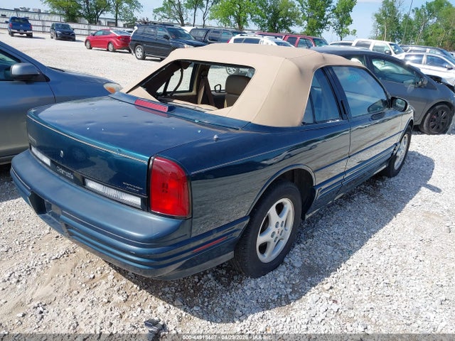 Oldsmobile Cutlass Supreme