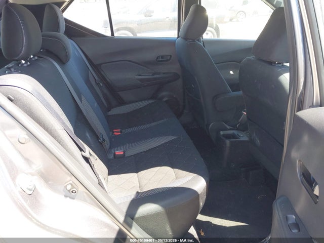 Nissan Kicks S
