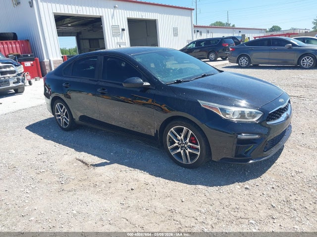Salvage Kia Forte Image