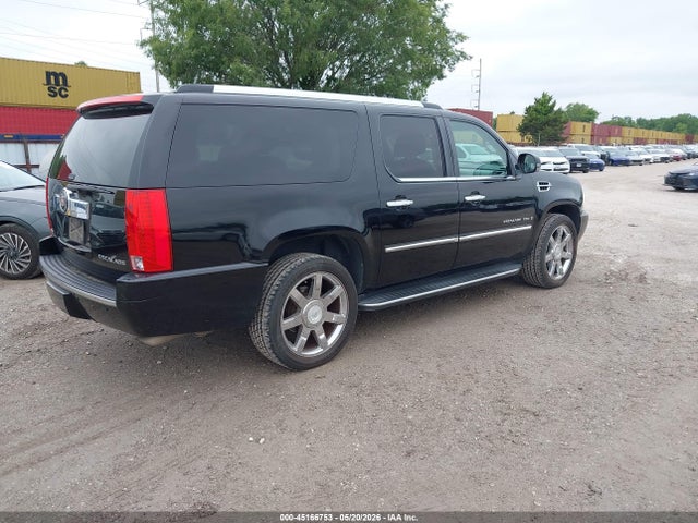 Cadillac Escalade Standard