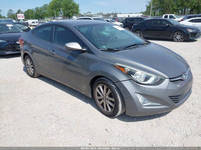 Salvage Hyundai ELANTRA Image