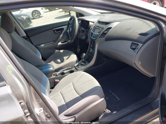 Hyundai ELANTRA Se