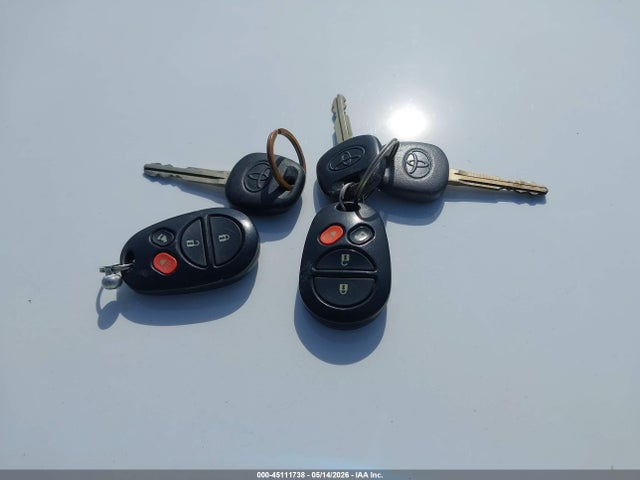 Toyota Sienna Le