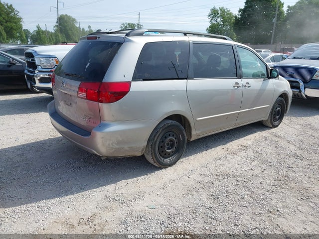 Toyota Sienna Le
