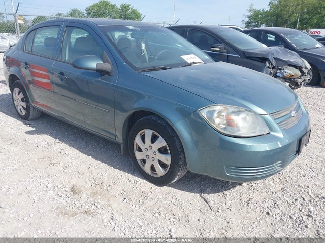 Salvage Chevrolet Cobalt Image