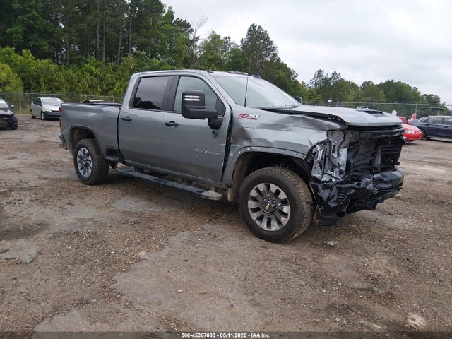 Salvage Chevrolet Silverado 2500 Image