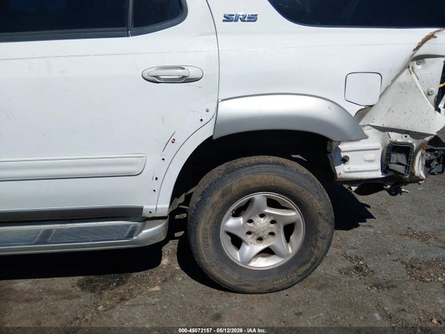 Toyota Sequoia Sr5 V8