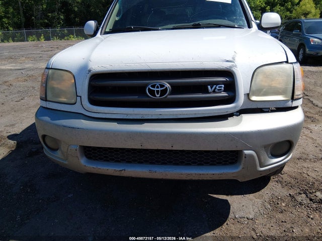 Toyota Sequoia Sr5 V8