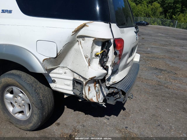Toyota Sequoia Sr5 V8
