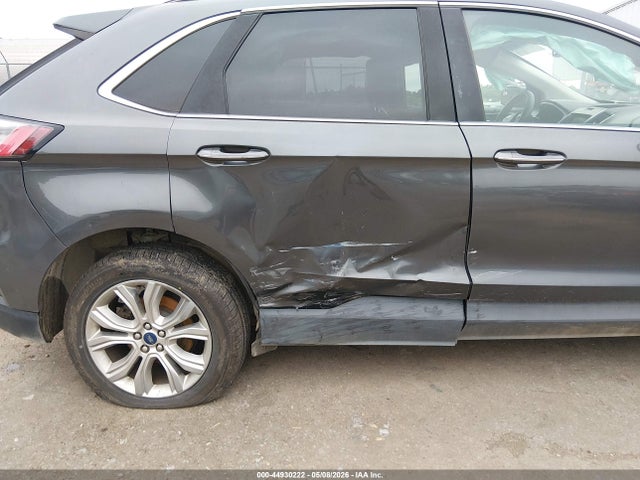 Ford Edge Titanium