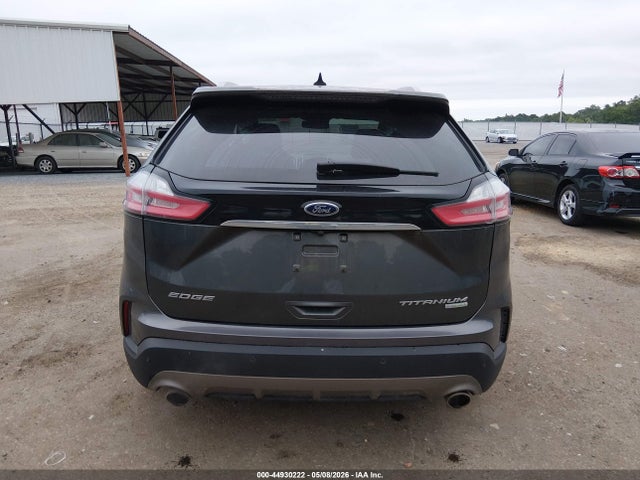 Ford Edge Titanium