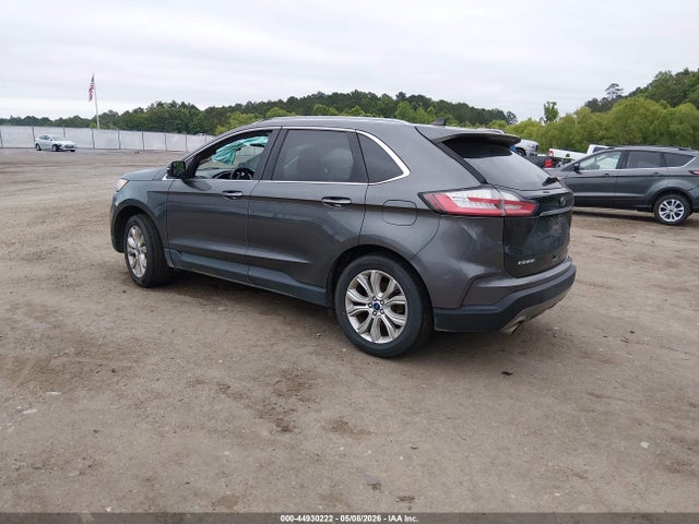 Ford Edge Titanium