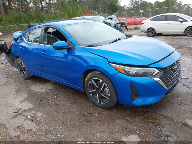 Salvage Nissan Sentra Image