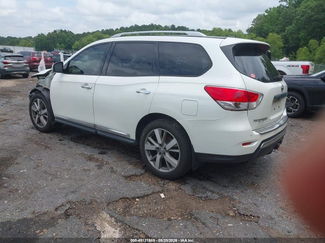 Nissan Pathfinder Platinum