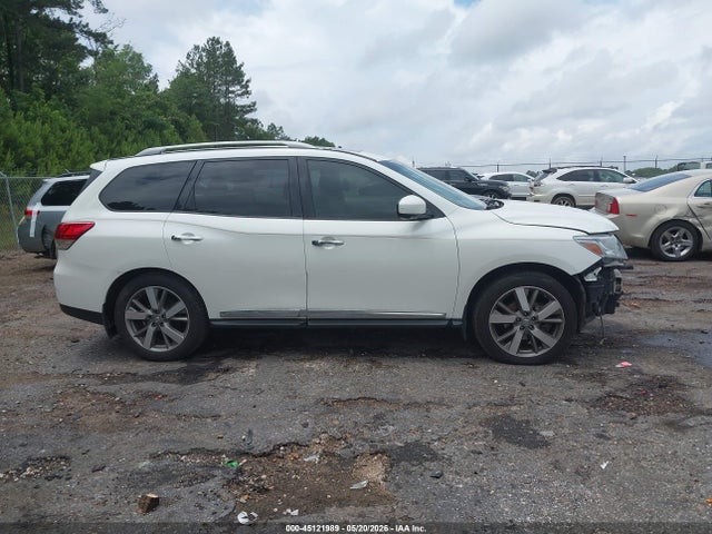 Nissan Pathfinder Platinum