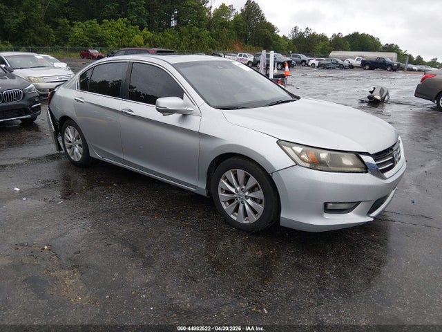 Salvage Honda Accord Image
