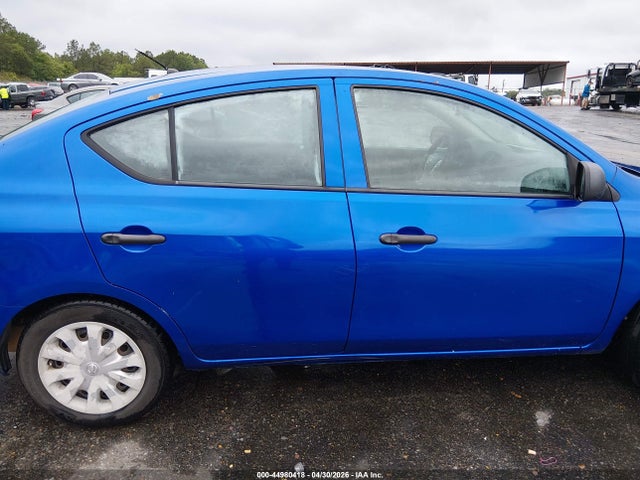 Nissan Versa 1.6 S+