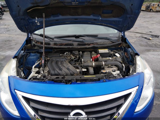 Nissan Versa 1.6 S+