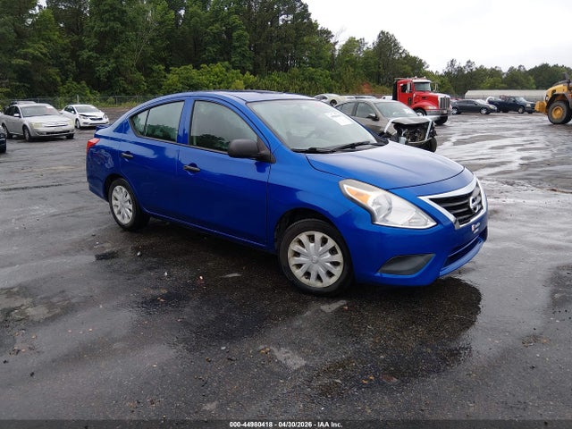 Salvage Nissan Versa Image