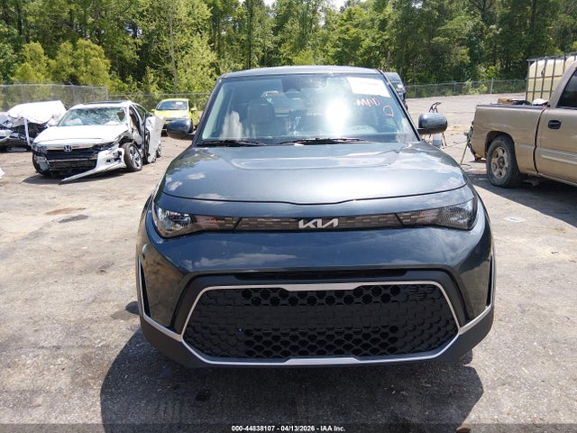 Kia Soul Lx