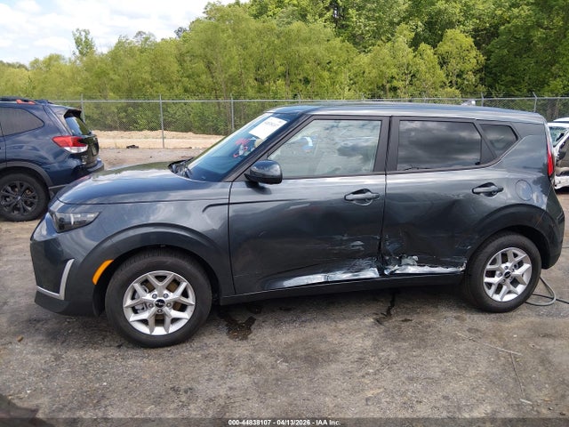 Kia Soul Lx