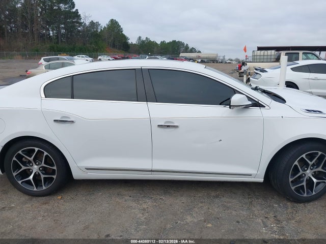 Buick LaCrosse Sport Touring