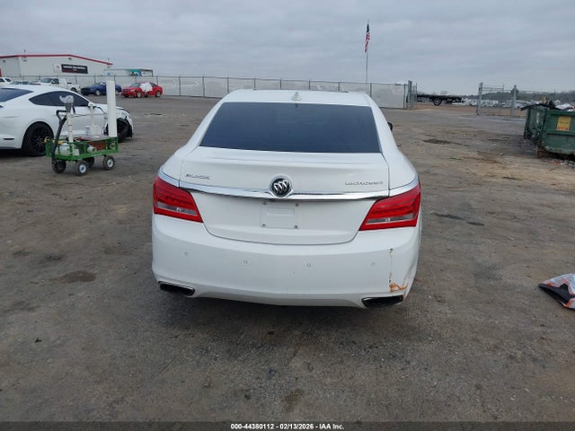 Buick LaCrosse Sport Touring