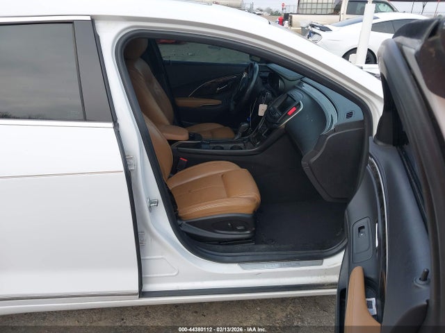 Buick LaCrosse Sport Touring