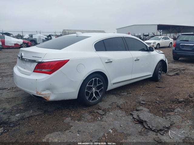Buick LaCrosse Sport Touring