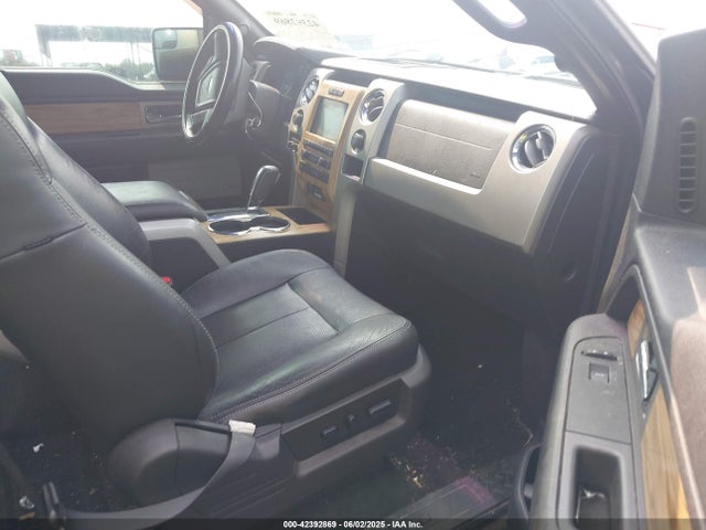 Ford F-150 Lariat