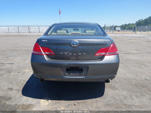 Toyota Avalon Xls