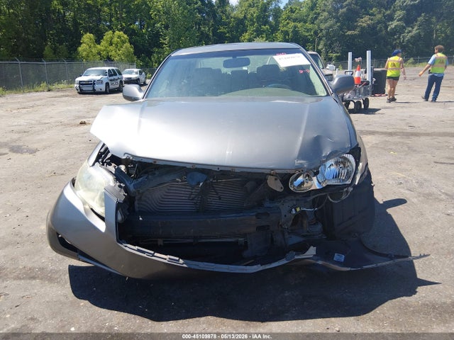 Toyota Avalon Xls