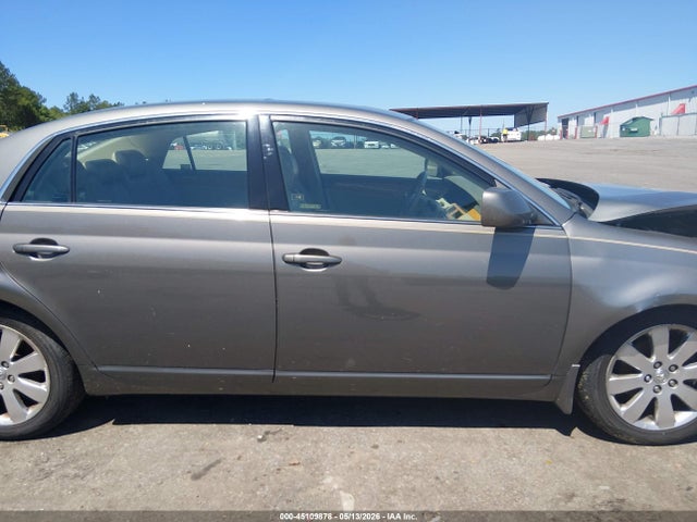 Toyota Avalon Xls