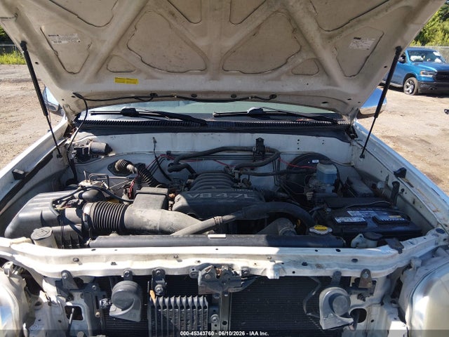Toyota Tundra Sr5 V8