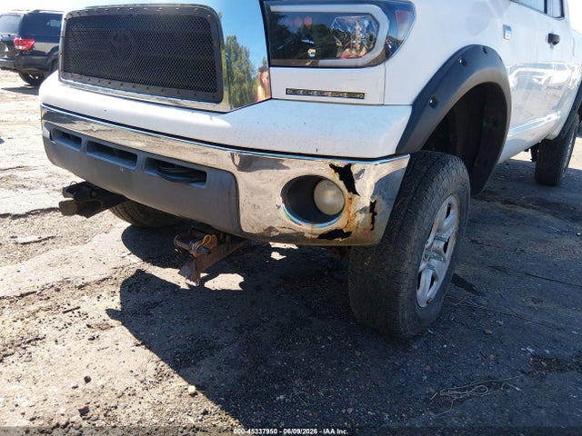 Toyota Tundra Base 4.7l V8