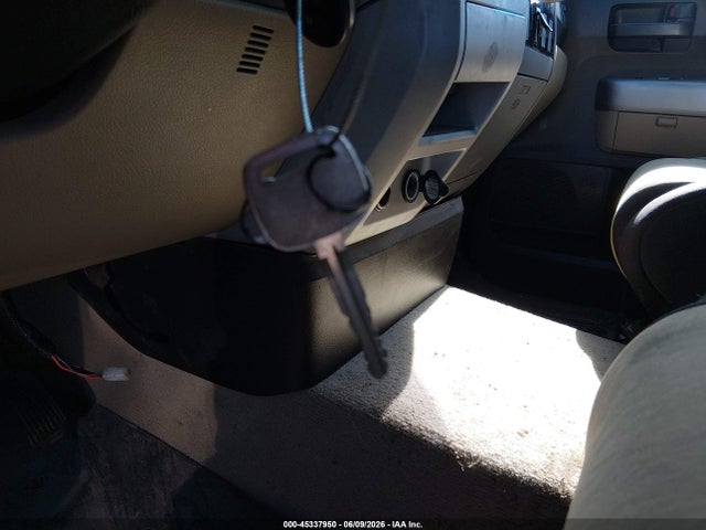 Toyota Tundra Base 4.7l V8