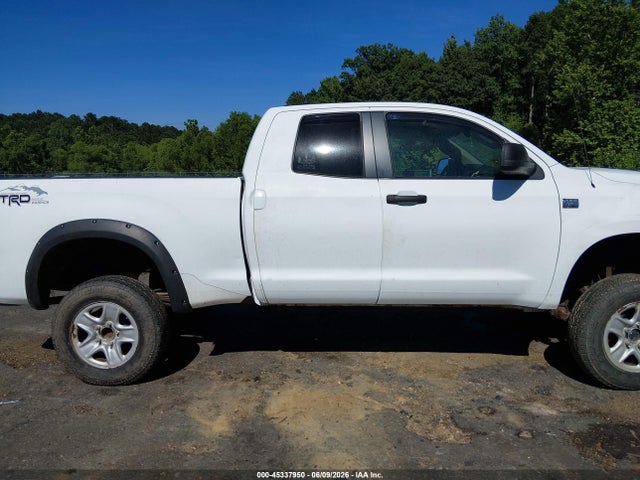 Toyota Tundra Base 4.7l V8