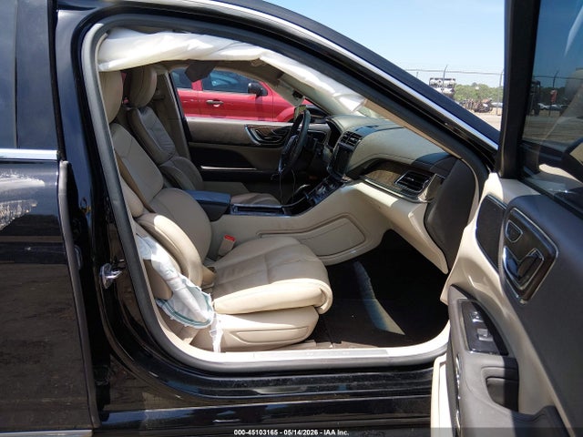 Lincoln Continental Select