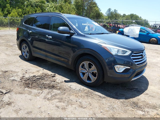 Salvage Hyundai SANTA FE Image