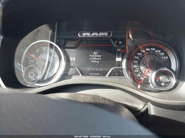 Ram 1500 Big Horn  4x4 5'7 Box