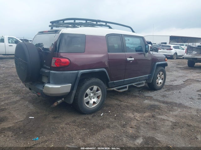 Toyota FJ Cruiser
