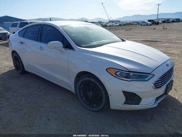 Salvage Ford Fusion Image