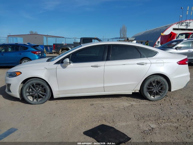 Ford Fusion Hybrid Sel