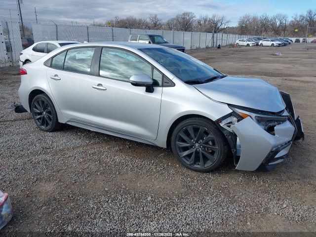 Salvage Toyota Corolla Image