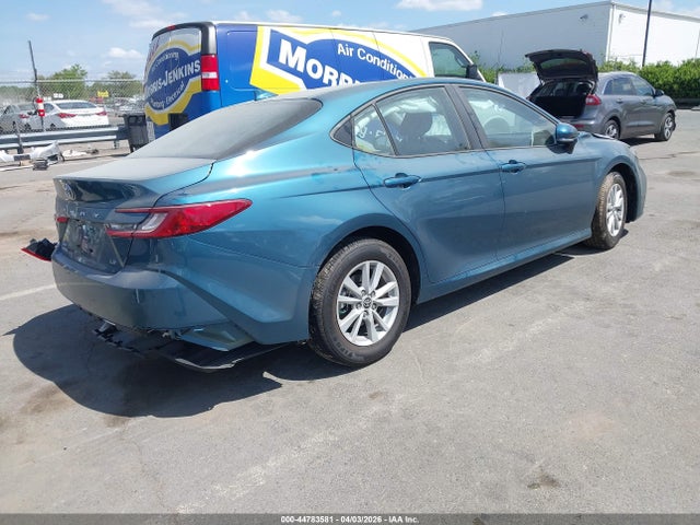 Toyota Camry Le